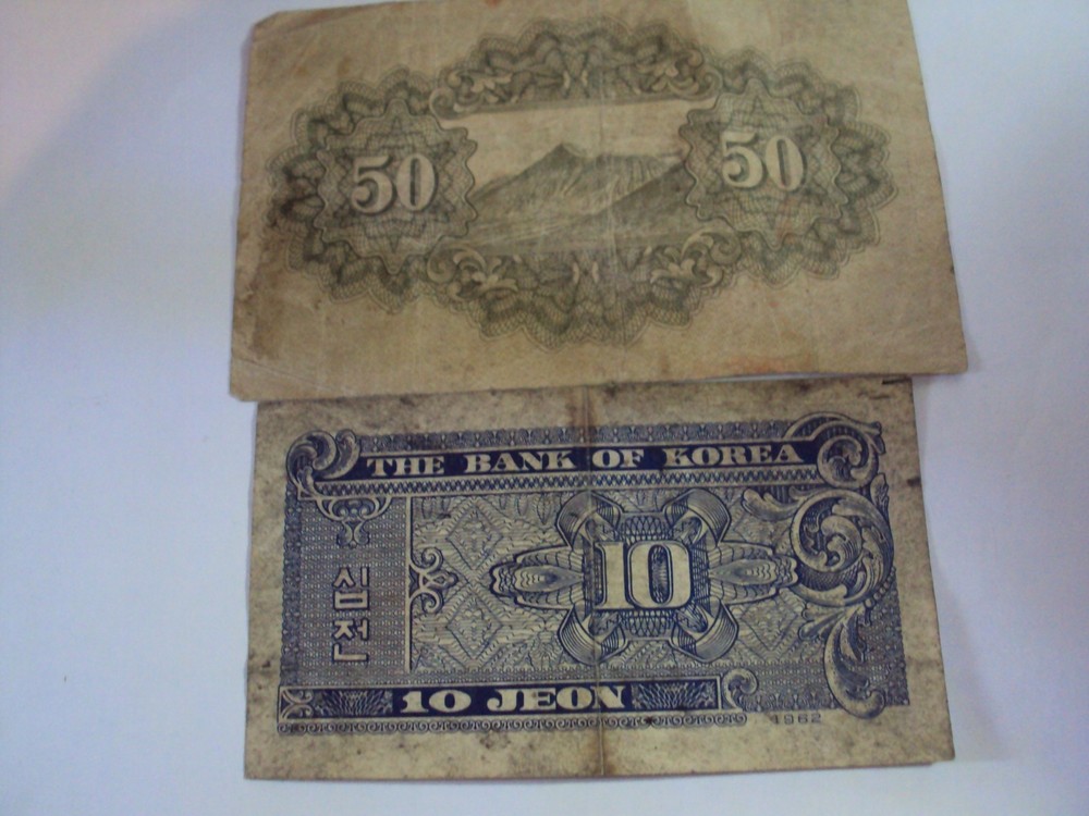 13 foreign bank notes see description for countries