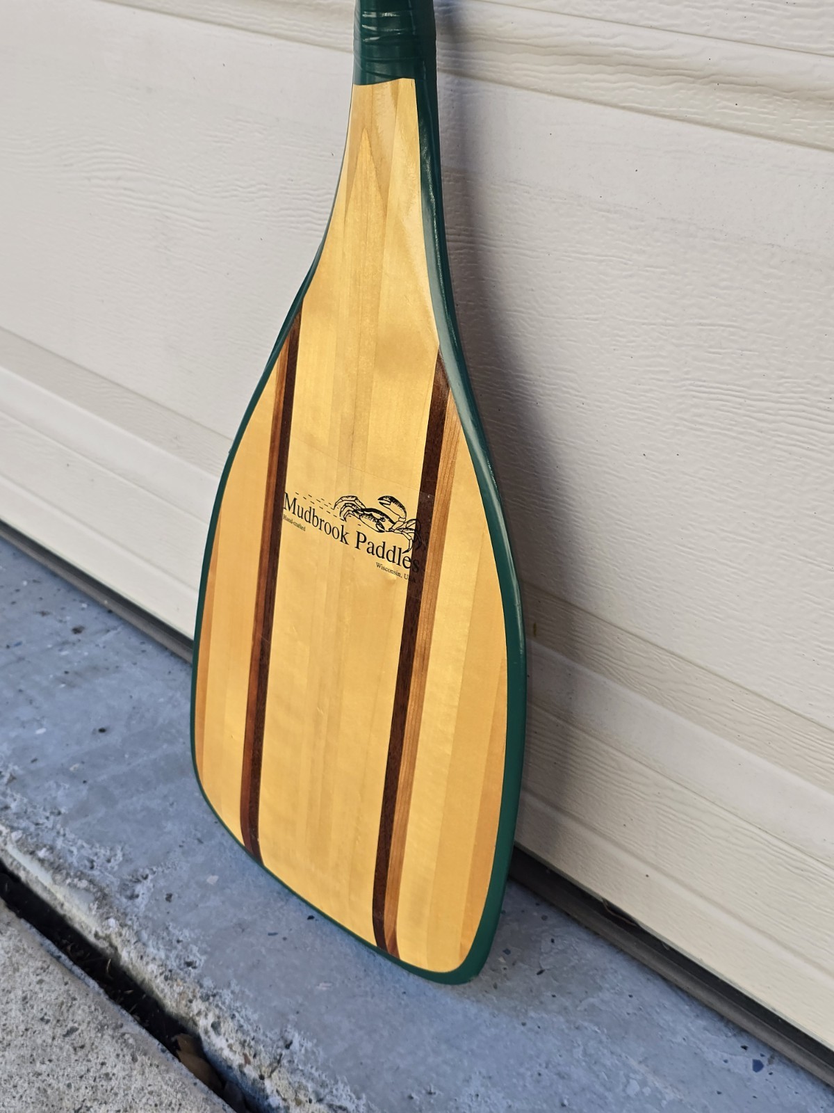 *RARE* MUDBROOK PADDLES WI, USA Wood Angled Outrigger Canoe Paddle 52"x9"