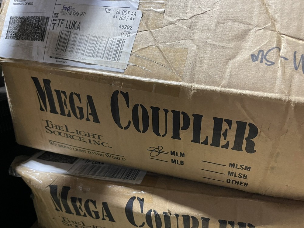 Light Source Mega Coupler with countersunk bolt and nylon lock nut