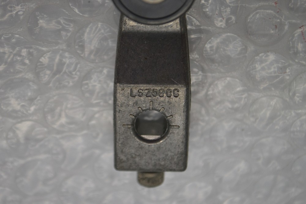 MICROWITCH LSZ59CC ROLLER ARM NSNP