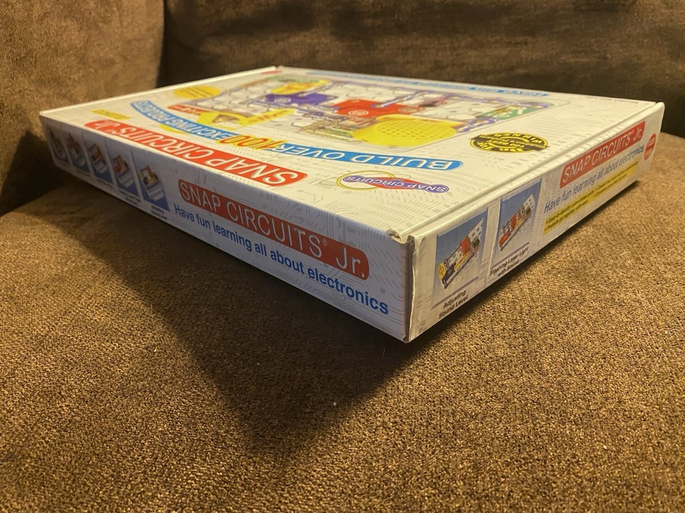 ALMOST 2 COMPLETE SETS!!! Elenco Electronic Snap Circuits Jr SC-100 STEM EUC!!