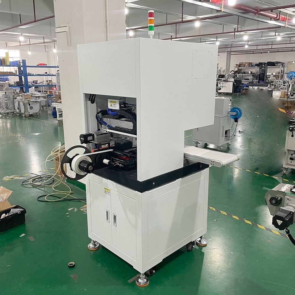 High-Speed Vision Labeler | ±0.1mm Accuracy | CCD Camera Visual Labeling Machine