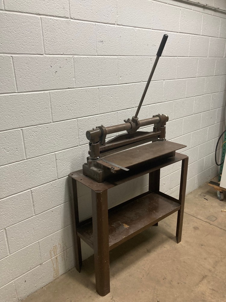 15056 Strippit DI-Acro 24hs shear 24"