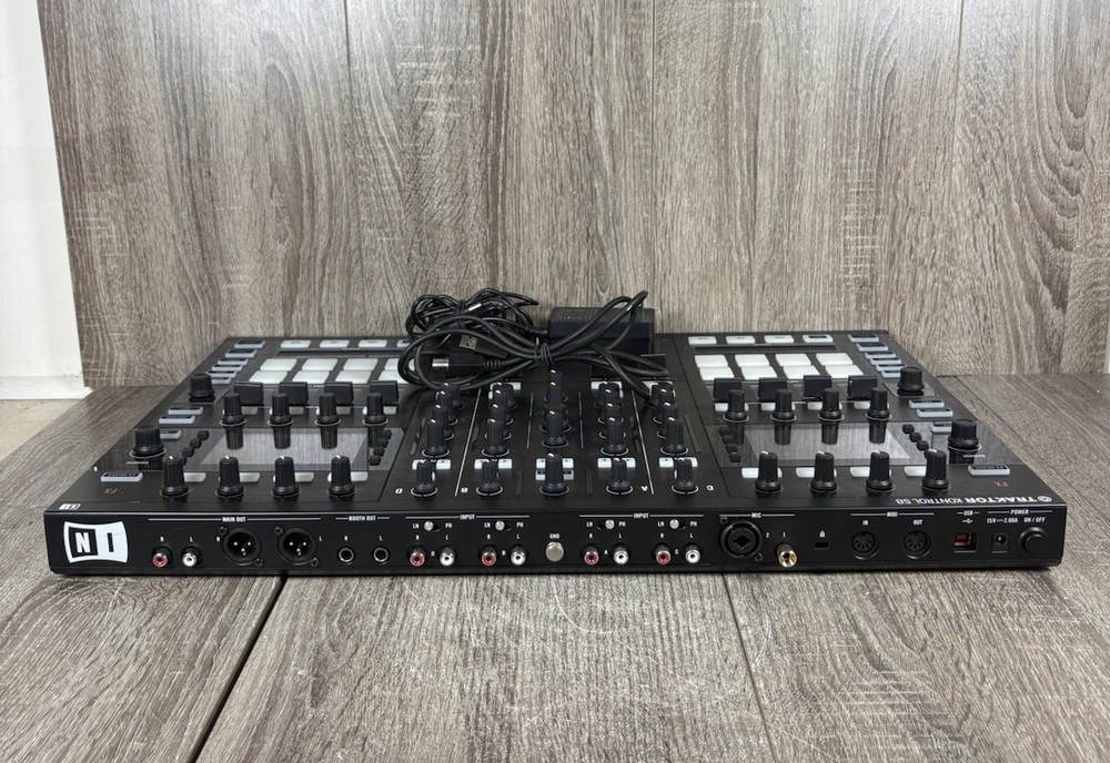 Native Instruments Traktor Kontrol S8 4-channel DJ Controller W/ USB Cable!