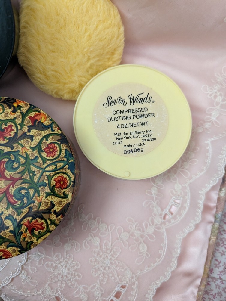 Seven Winds Dusting Powder With Fleur De Lis Style Keepsake Box