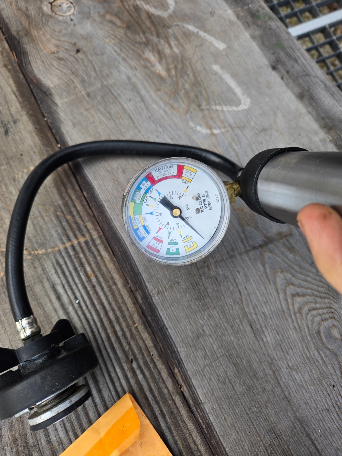 MotoRad MT300 Engine Coolant Pressure Testing System