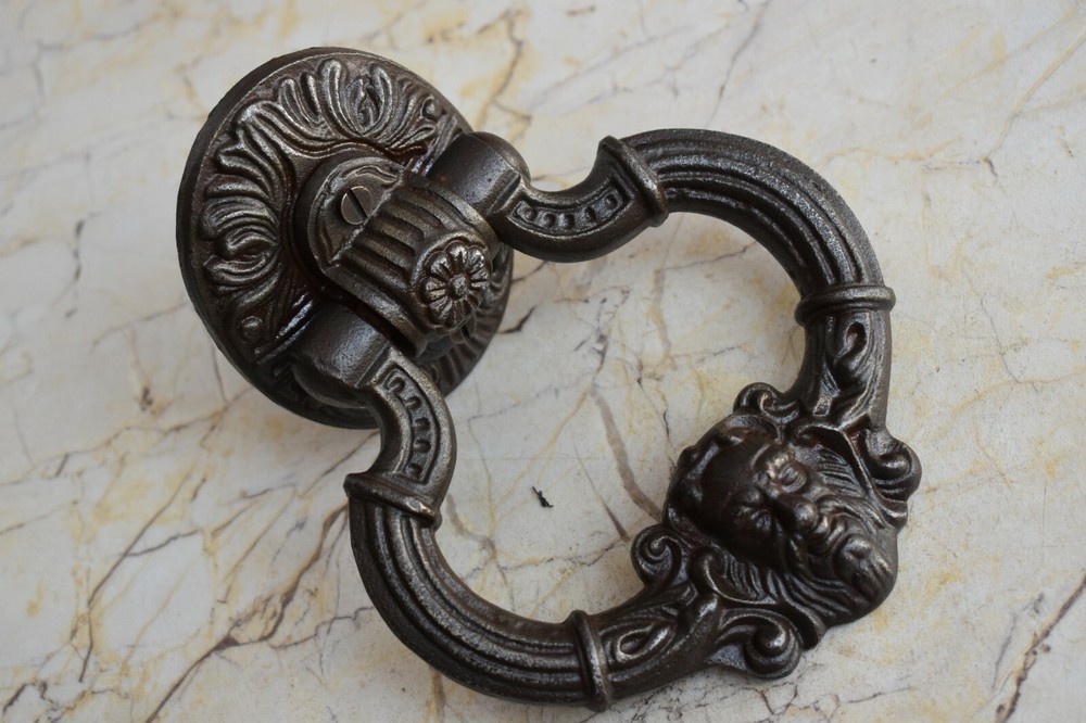 Vintage Cast Iron Victorian Face antique Door Knocker Handle Knob Pull Ring