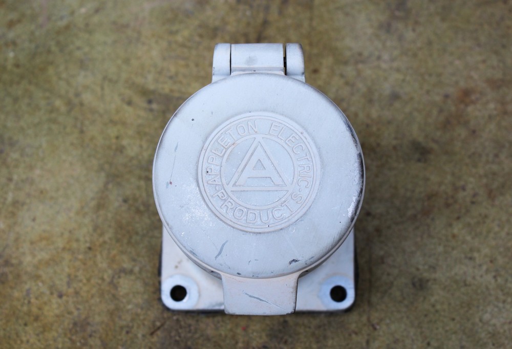 APPLETON ADR1034 100 AMP RECEPTACLE 3W 4P STYLE 2