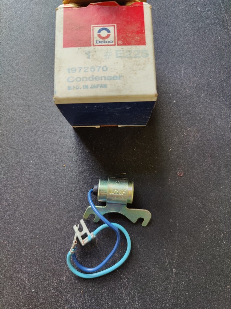 NOS OEM IGNITION CONDENSER DELCO 1972570 E225