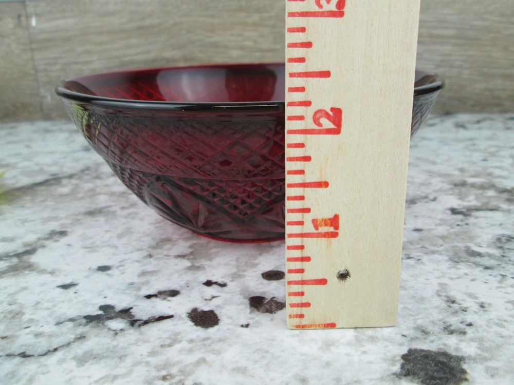 CRISTAL D'ARQUES-DURAND Antique Ruby Red 5.5” bowl Excellent Multiples