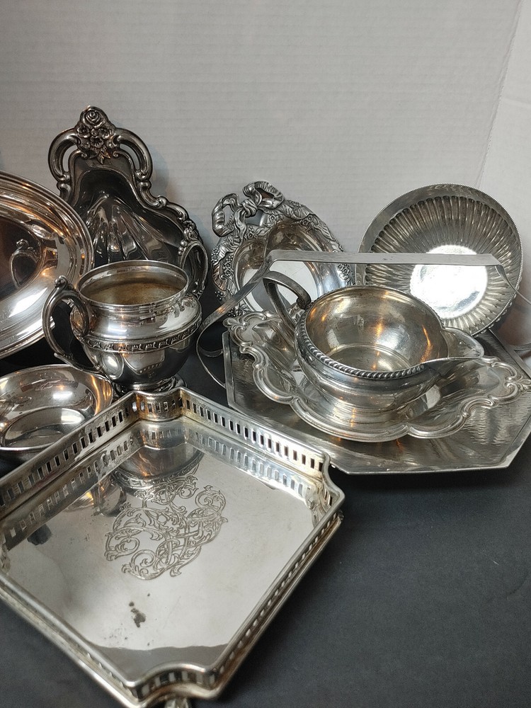 12 SILVERPLATED DISHES SHEFFIELD REED & BARTON WALLACE WM ROGERS SHEETS ROCFORD