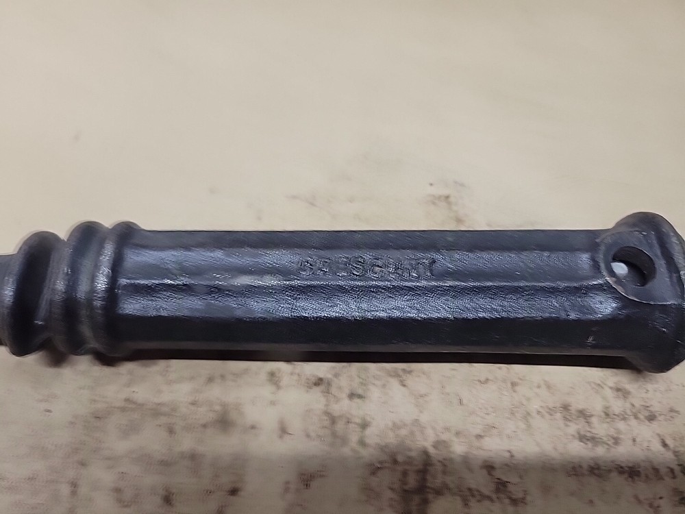 Vintage Crescent No. 56 Suregrip Nail Puller Tool VGC, Extends