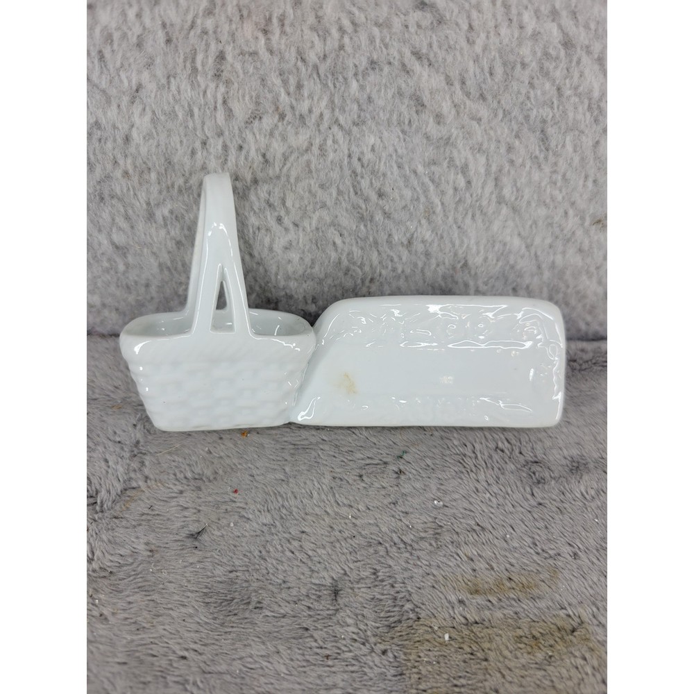 Small White Ceramic Basket Floral Name Plate Accessory