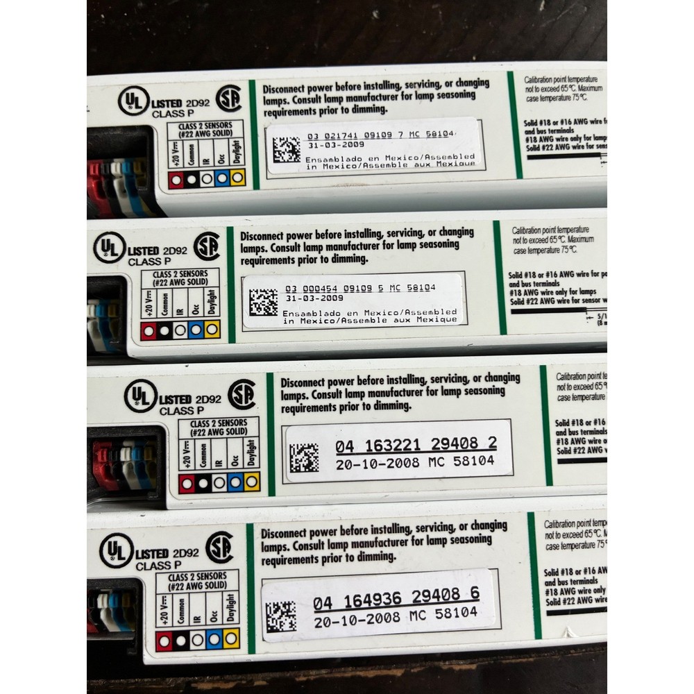 Lutron EcoSystem Dimming Ballast EC5T832JUNV2 White Programmed Rapid Start 4x