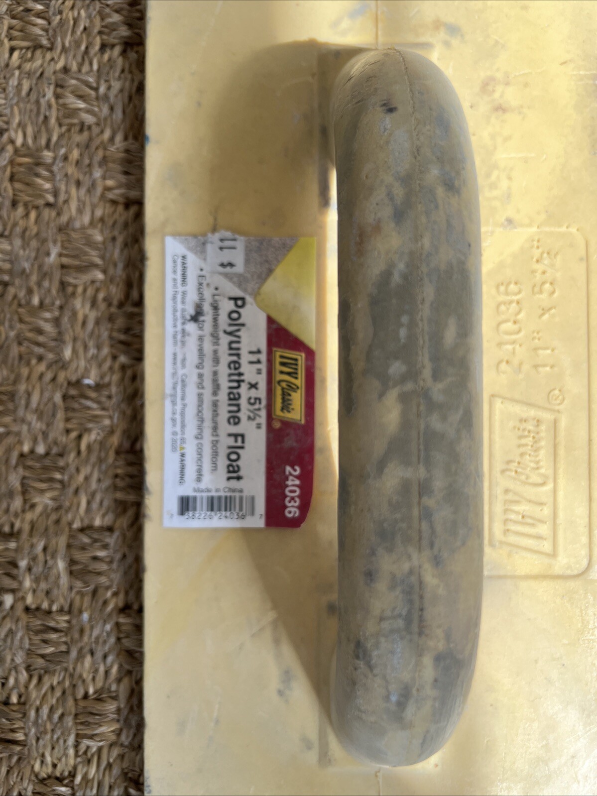 CERAMIC TILES TROWELS/ VARIOUS SIZES/ODD LOT 10 W/ WOOD GROUT FLOATs