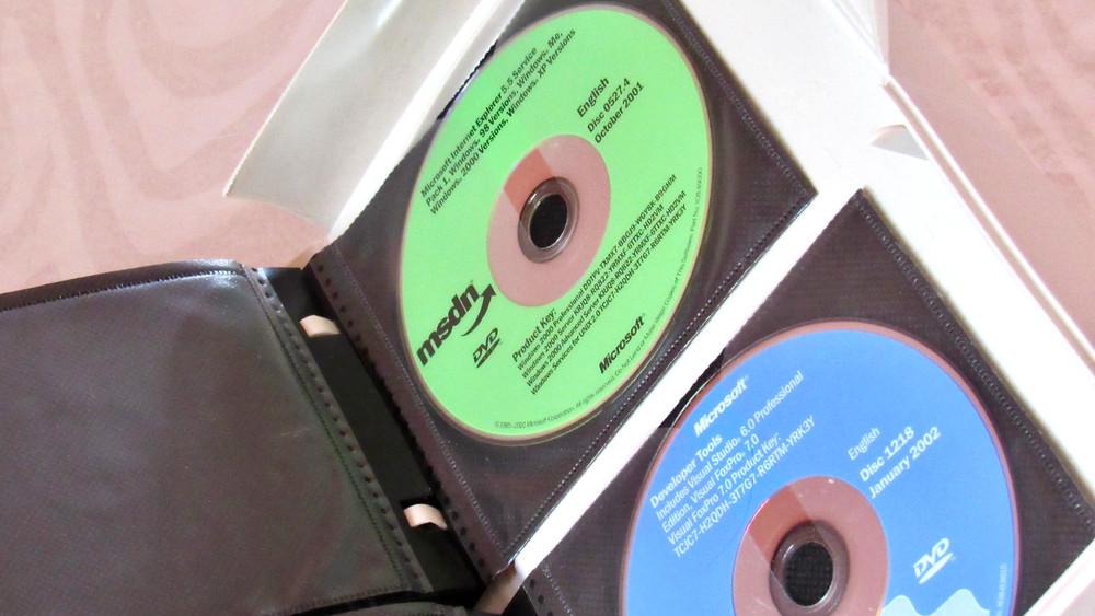 New MSDN Microsoft Developer Discs Library Archive Index SDK Platforms HARD CASE