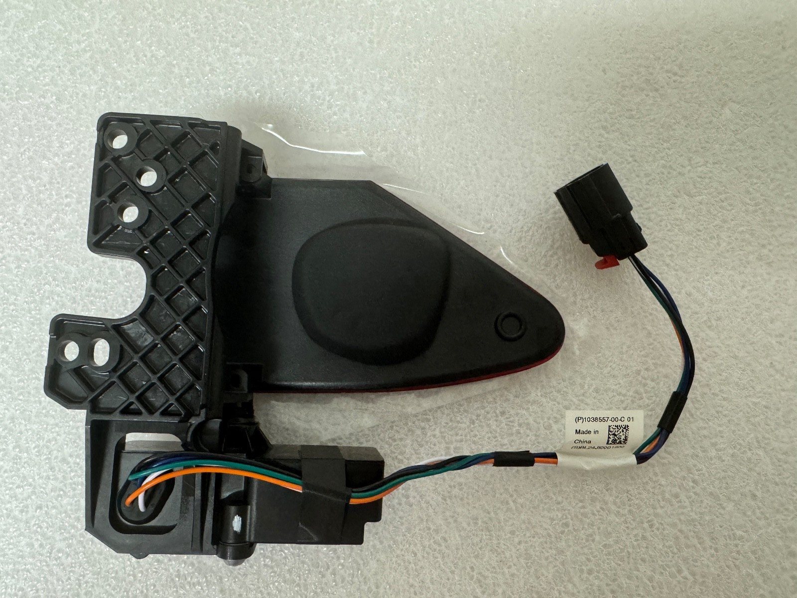 OEM BRAND NEW 2016-2020 Model S X Charge Port Door Assembly 1038548-10-I