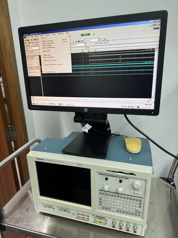 Tektronix TLA5203 102 Channel Logic Analyzer