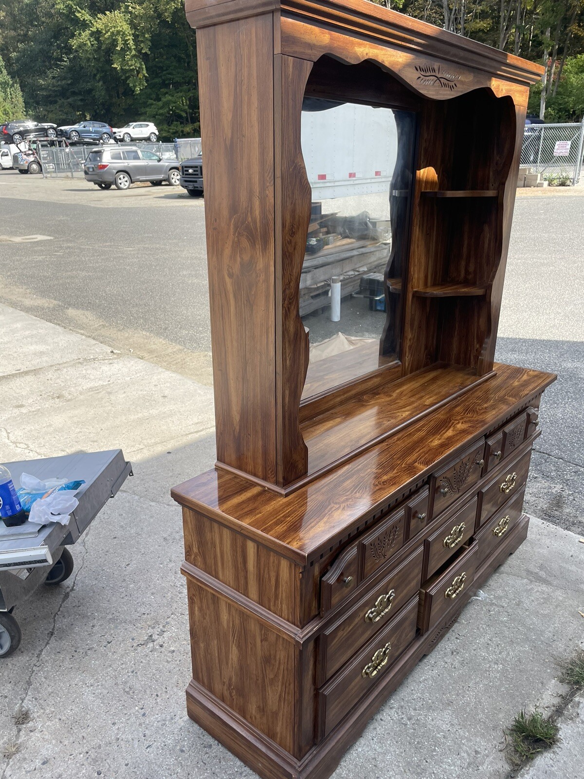 Bedroom Dresser with Glass Mirror Some Flaws Please Read