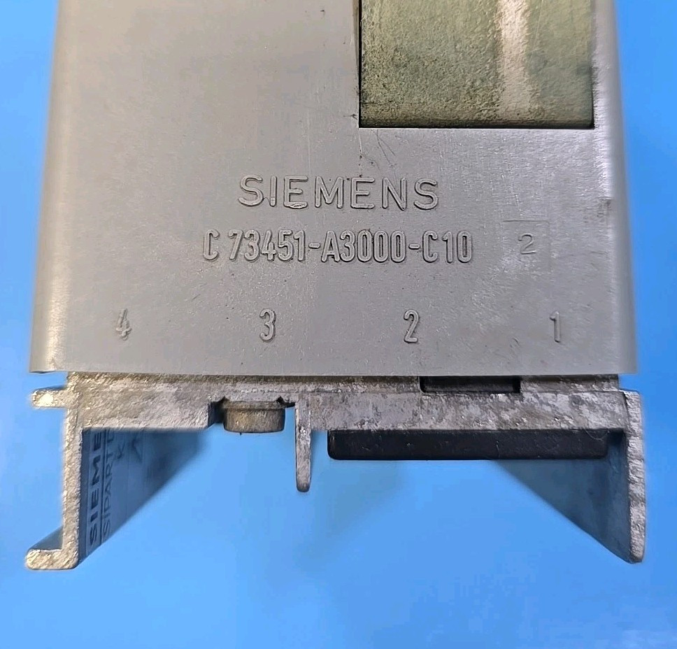 Siemens C73451-A3000-C10 240V 6DR