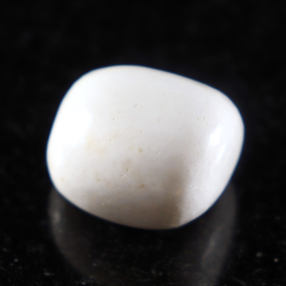 Tumbled Polished Stone: Scolecite from India (SCO515)