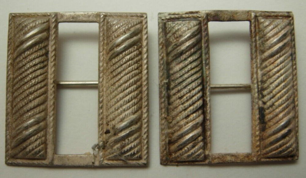 WW1 US Army Captain Rank Bar Matched Pair - AEF - Pinback- DC