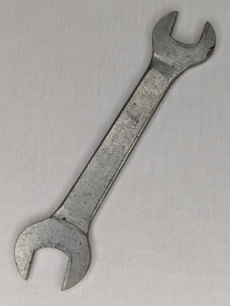Vintage Oxwall 11/16" x 19/32" Open End Combo Wrench