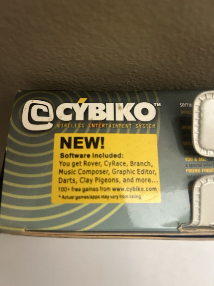 Cybiko Wireless Inter-Tainment System Handheld Computer Yellow Vintage