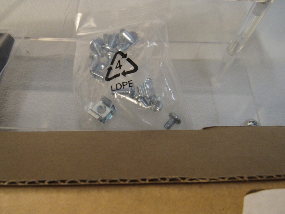 Smart UPS RT Bezel Kit 0M-8227 Replacement