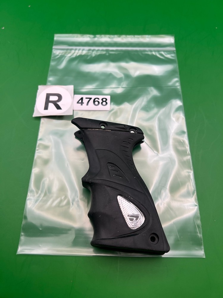 Proto/Dye Grips