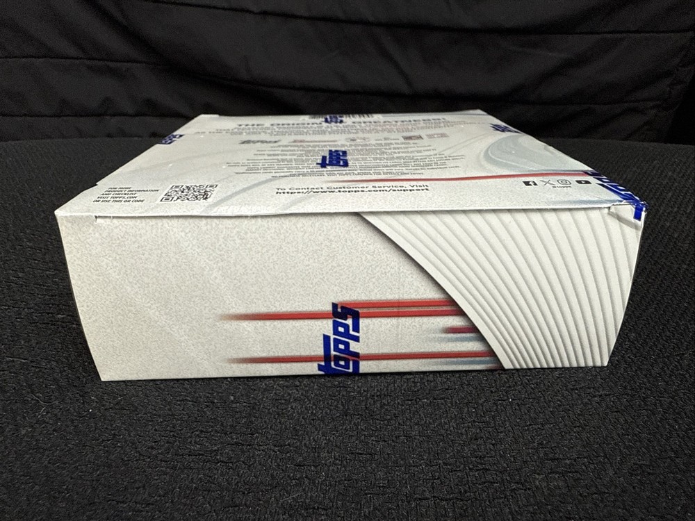 2025 Bowman Chrome Baseball Mega Box.