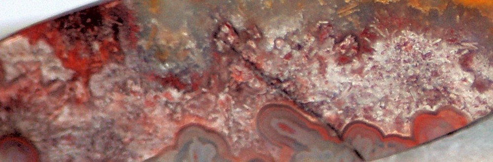 Red Crazy Lace Agate Cabochon 33 carats