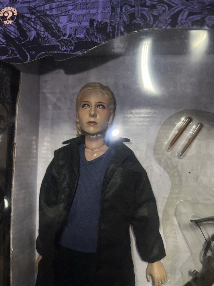 Sideshow Buffy The Vampire Slayer figure Buffy Summers 12” MISb c2000