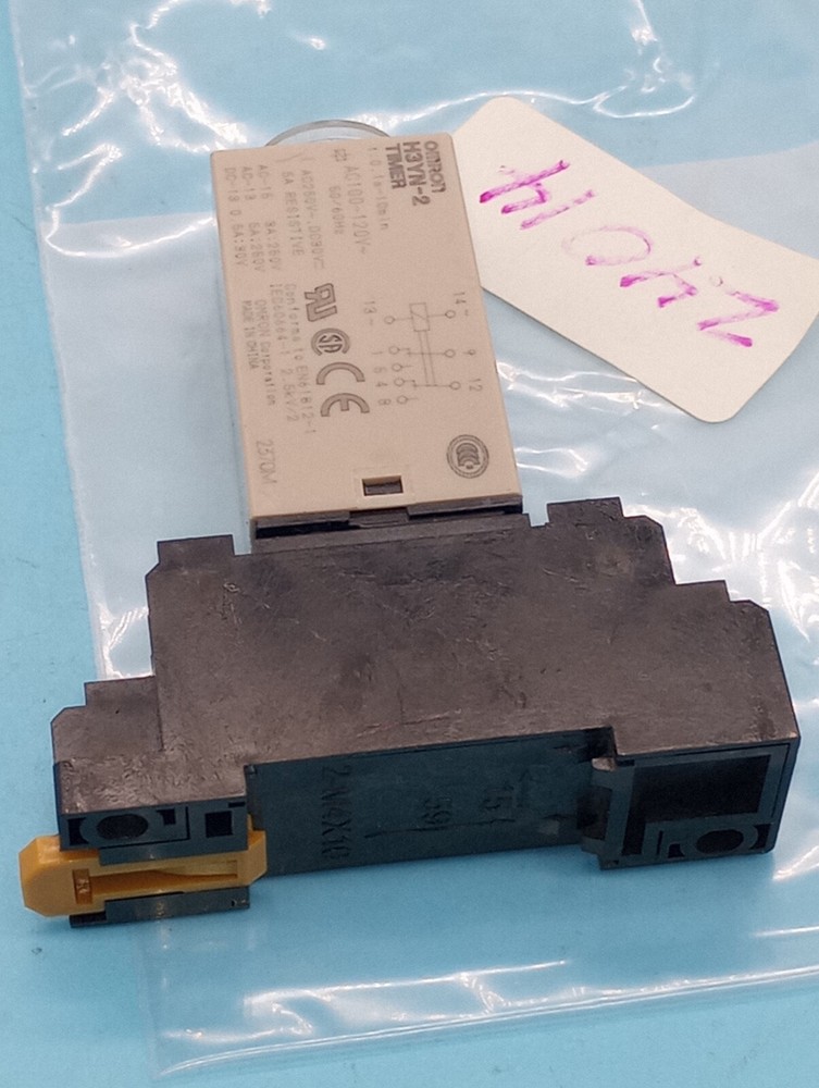 Omron H3YN-2 Timer + SOCKET 7A 250VAC