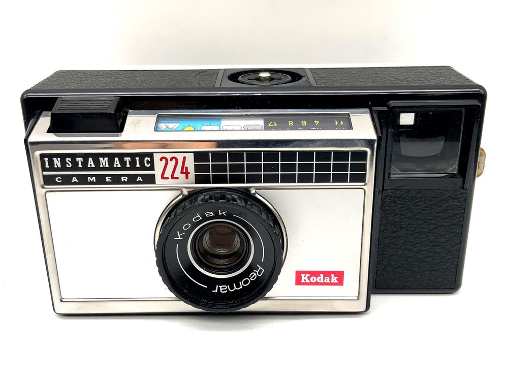 Kodak Instamatic 224 Viewfinder Camera With Reomar Compact Camera Analog Camera