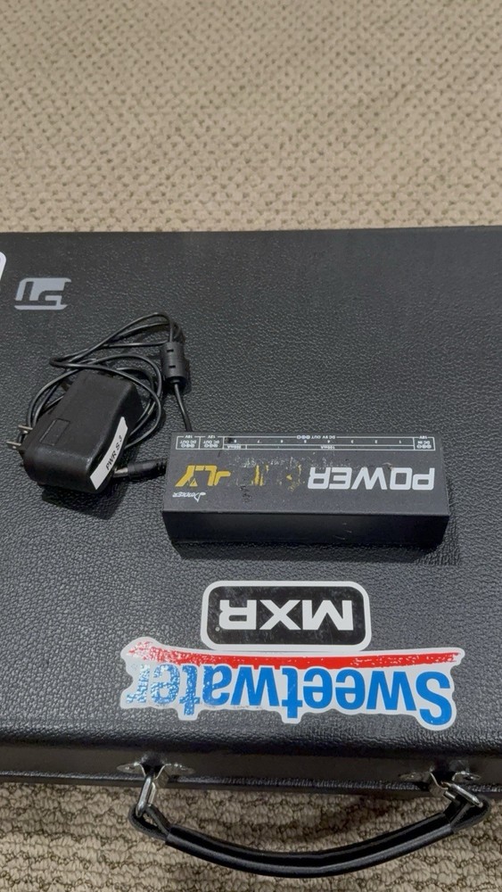 Donner Guitar Effects Pedal Power Supply 9V 12V 18V Multiple Outputs