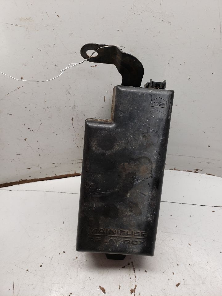 Used Fuse Box Engine fits: 2005 Subaru Forester engine compartment Grade A