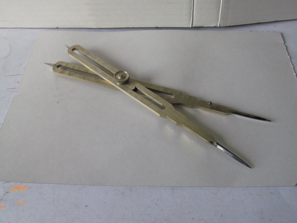 QUALITY PROPORTIONAL DIVIDER + BOX.