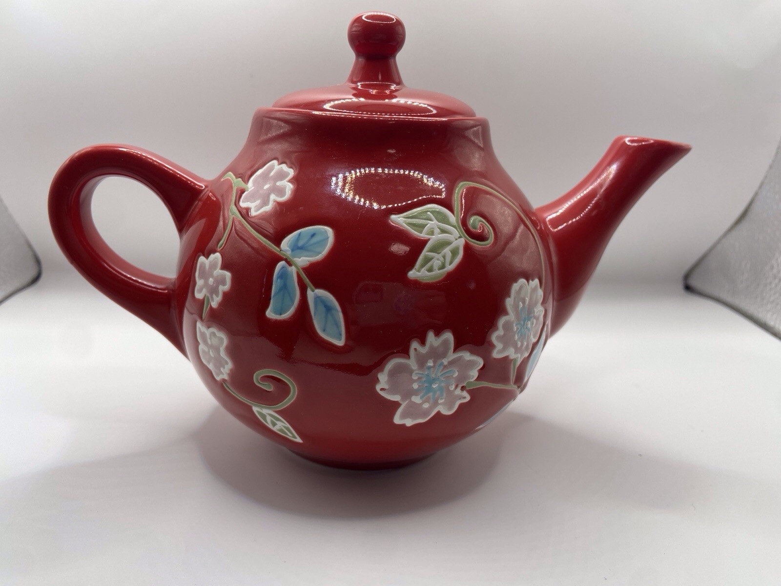 FSG Red Stoneware Floral Teapot With Strainer Pink Blue Green Flowers