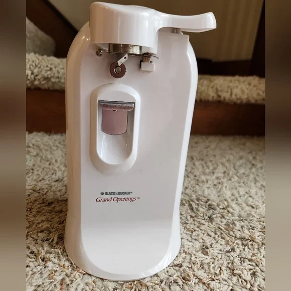 Black & Decker Grand Openings Canopener