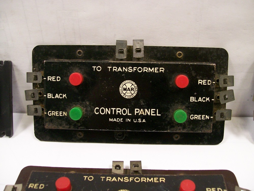 LARGE LOT O O27 Gauge Control Switch Panels & 1605 Accessory Controllers meakev