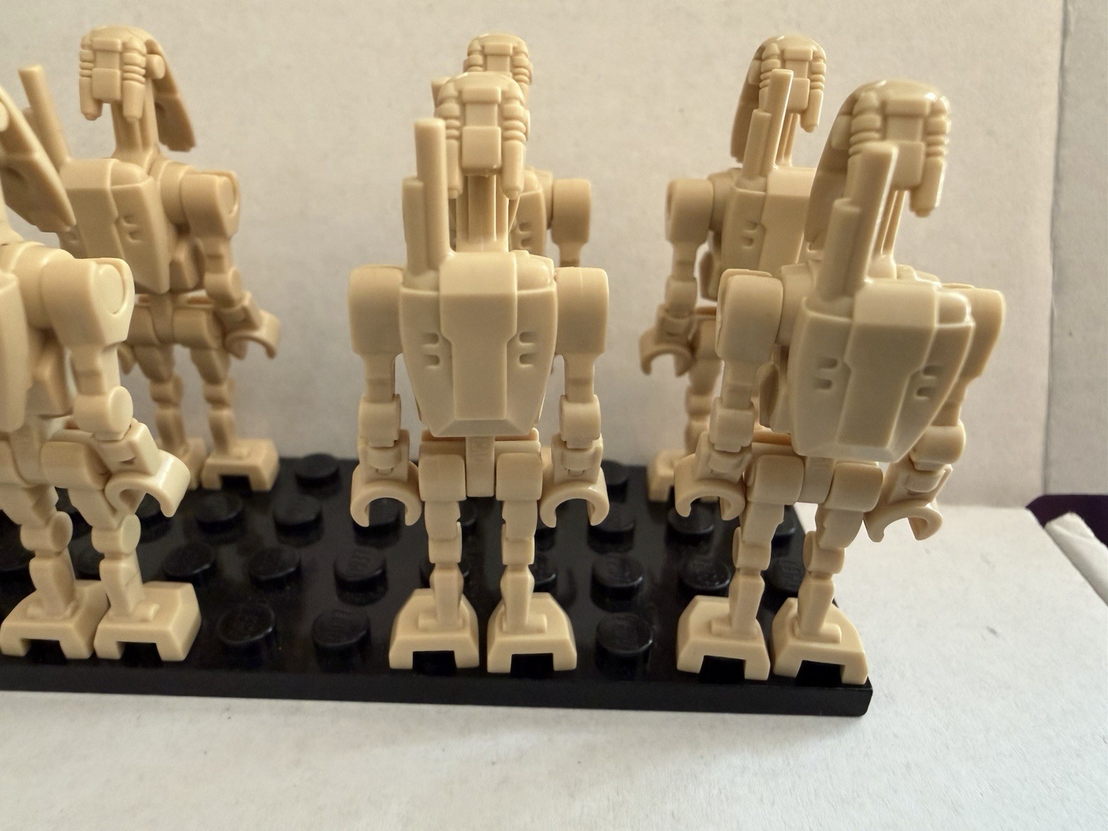 Clone Army Customs Combat Clanker Droids - 8 Pack Of Tan Droids
