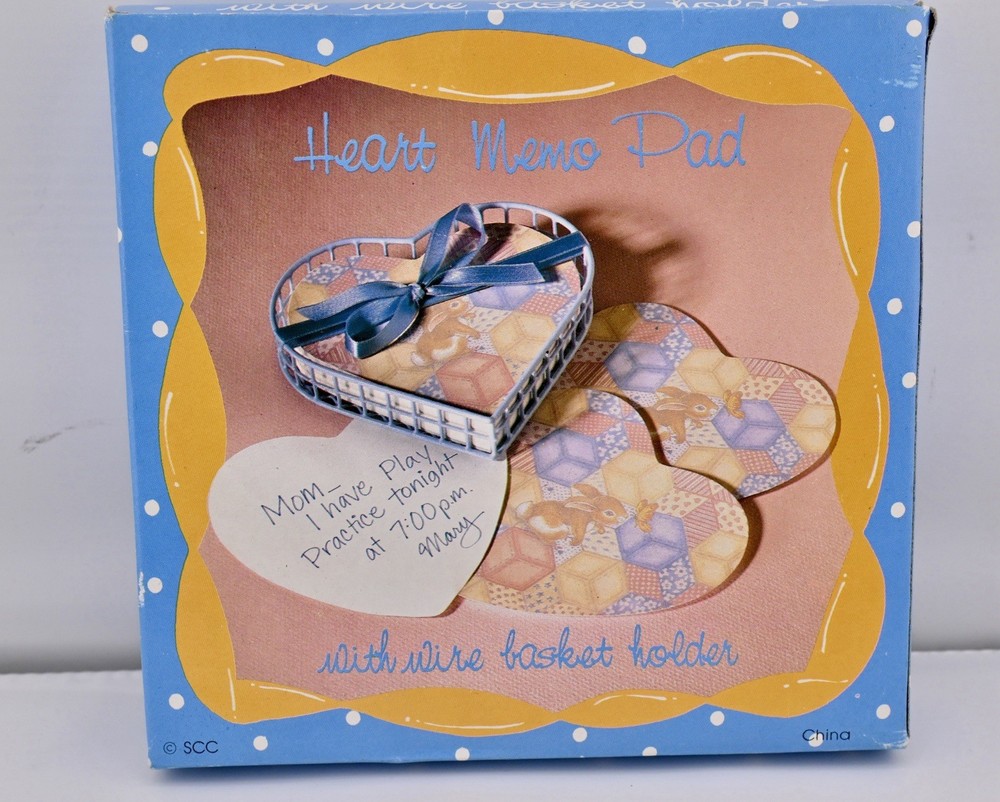 Heart memo pad holder