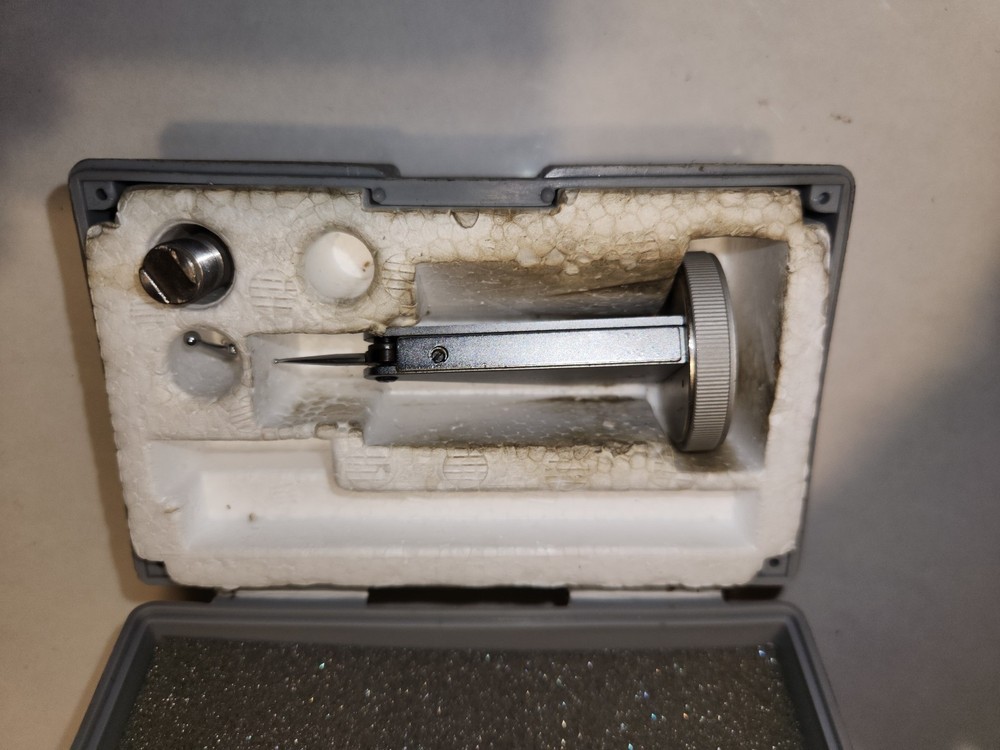 Mitutoyo Vertical Indicator with Spindle mount holder