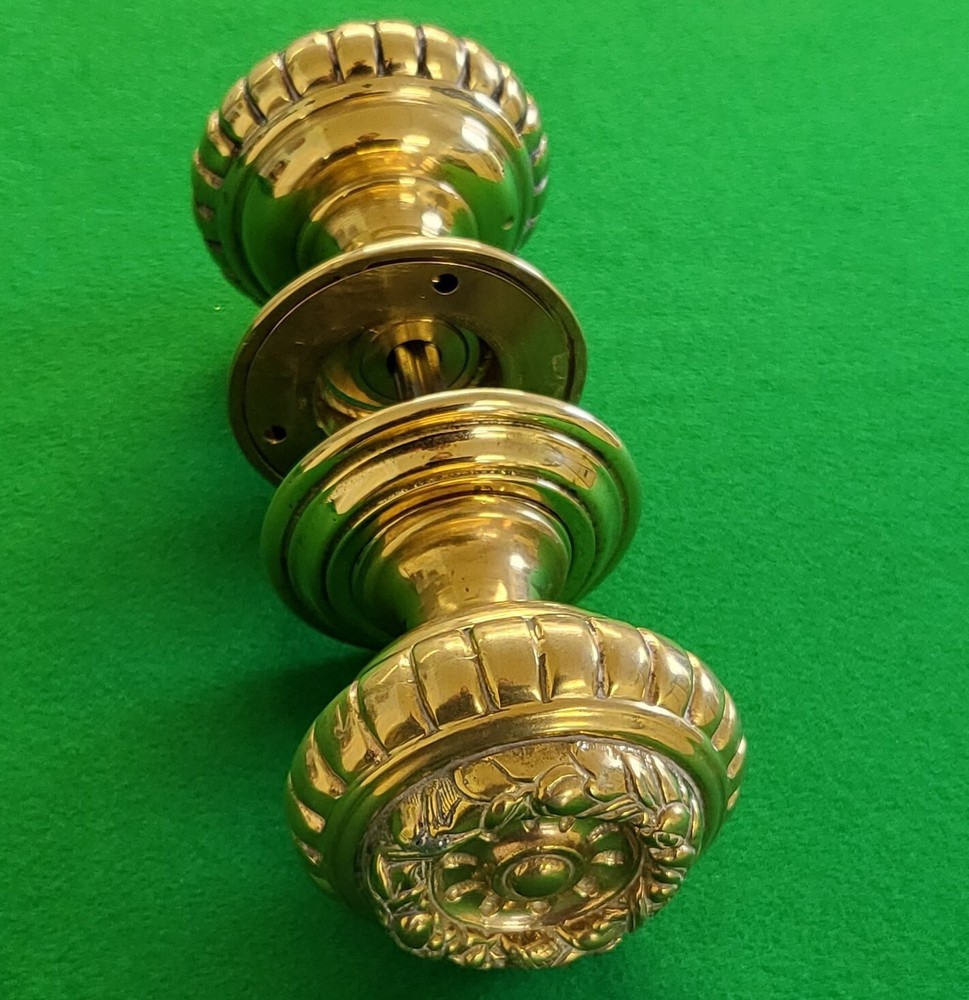 Pair heavy duty round solid cast brass door knobs handles Regency ironmongery