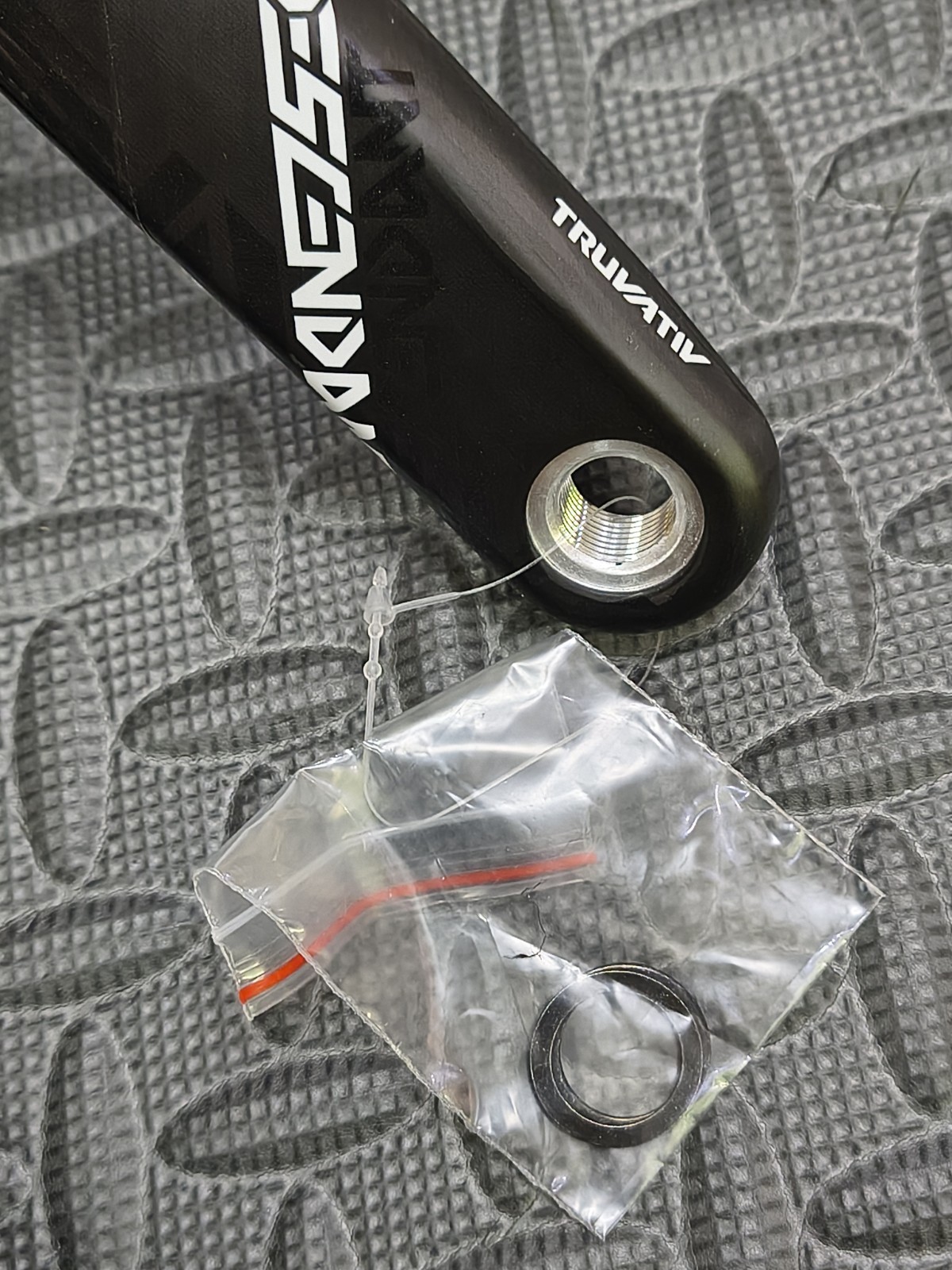 SRAM Truvativ Descendant Eagle 12-Speed 32T 170mm DUB 3mm Boost Carbon Crankset