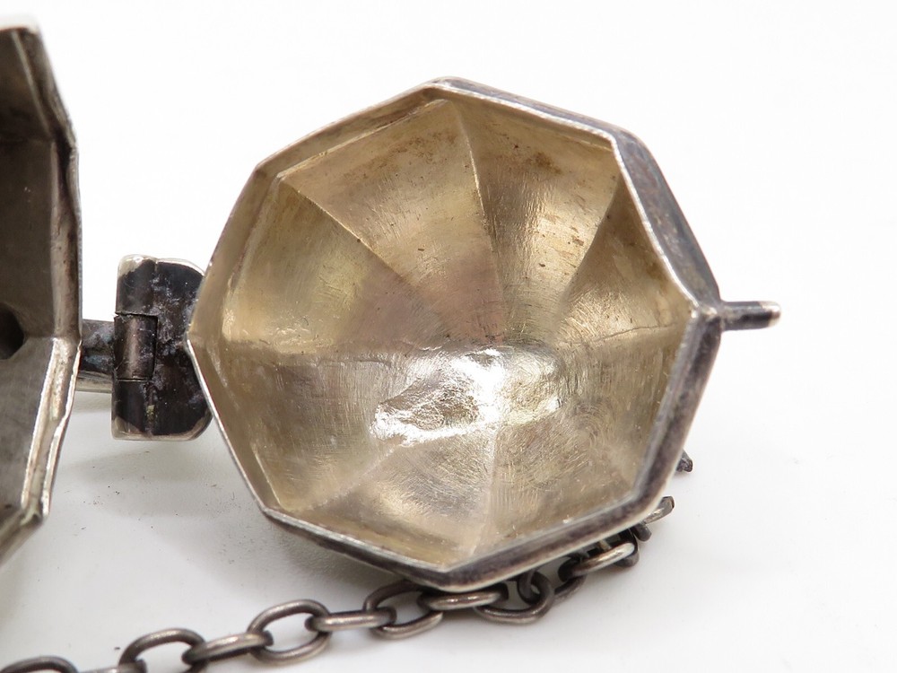 ANTIQUE VICTORIAN STERLING SILVER TEABALL KETTLE STRAINER - TEAPOT SHAPE *