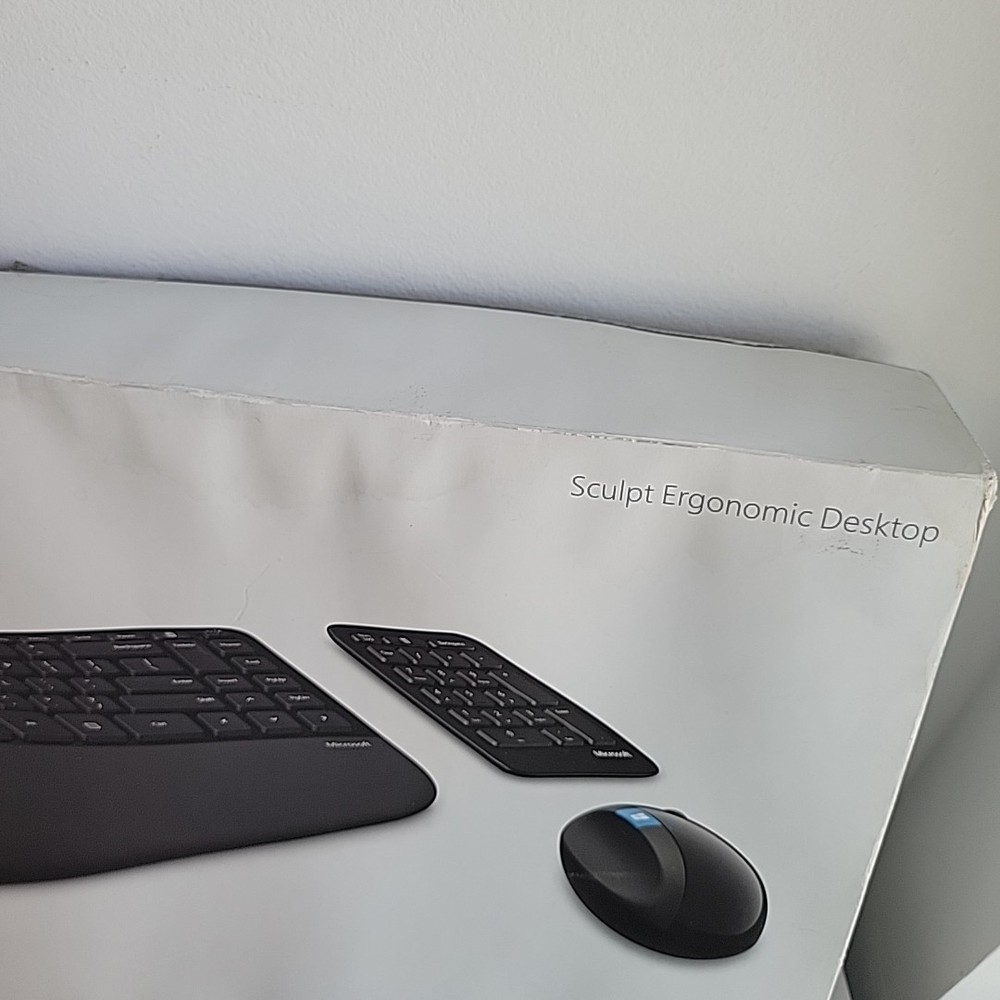Microsoft Sculpt Ergonomic Desktop Keyboard Mouse Number Pad Bundle - No Dongle