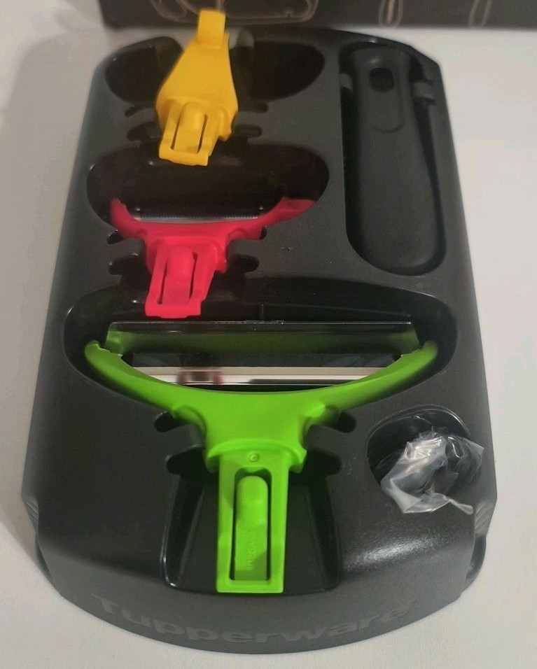 Tupperware Click Series Peeler System Damage Box