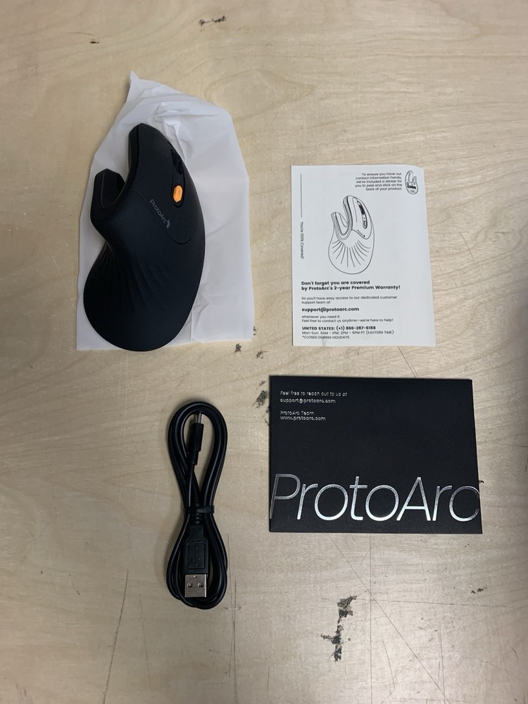 EM11 NL Rechargeable Multi- Device Ergonomic Vertical Mouse